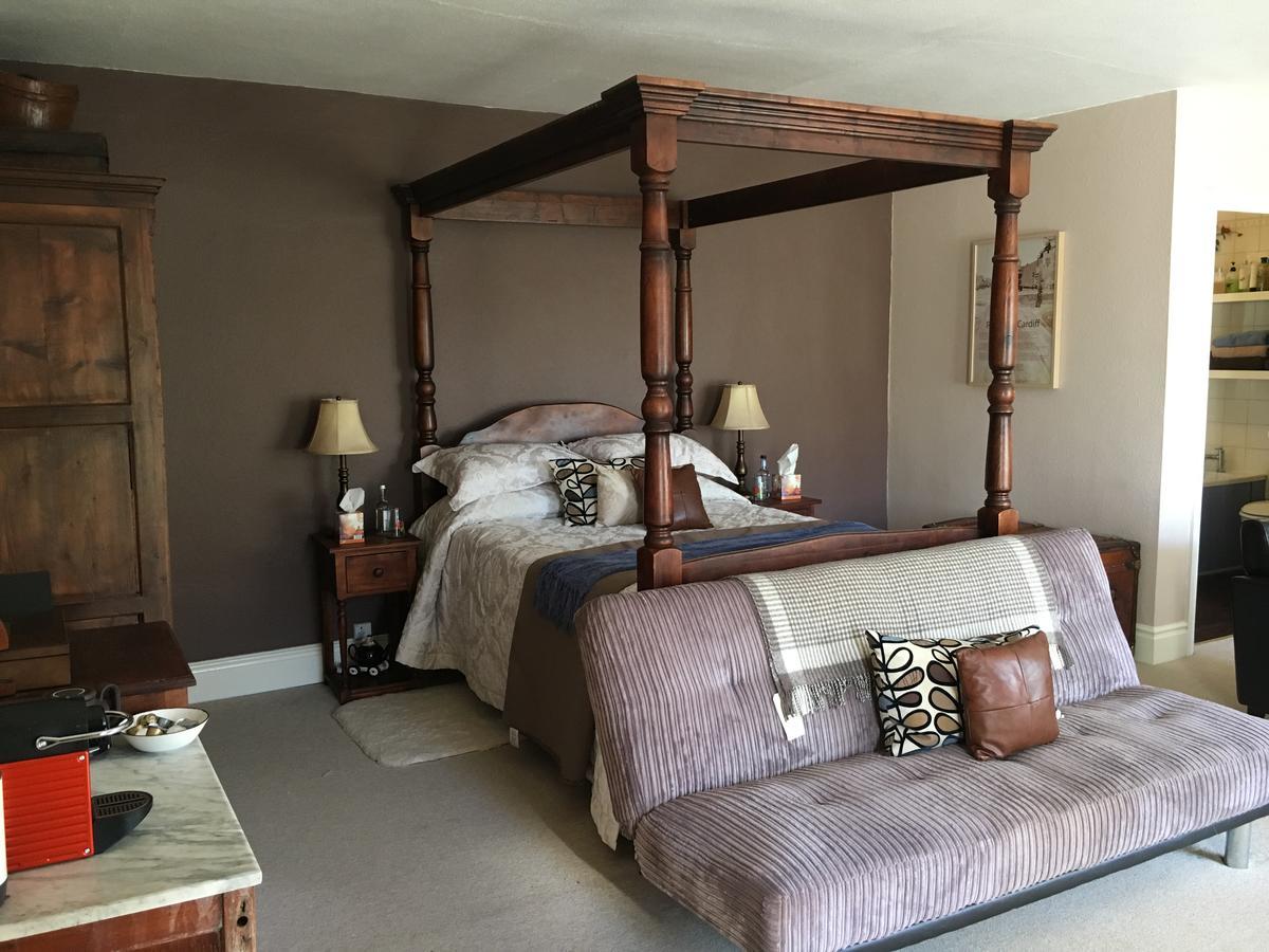 Inn The Clytha Arms 3*
